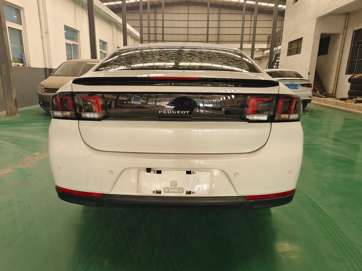 Peugeot 308 2016 1.6L 9