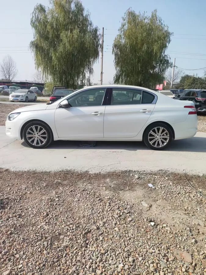 Peugeot 408 2015 1.2T 2
