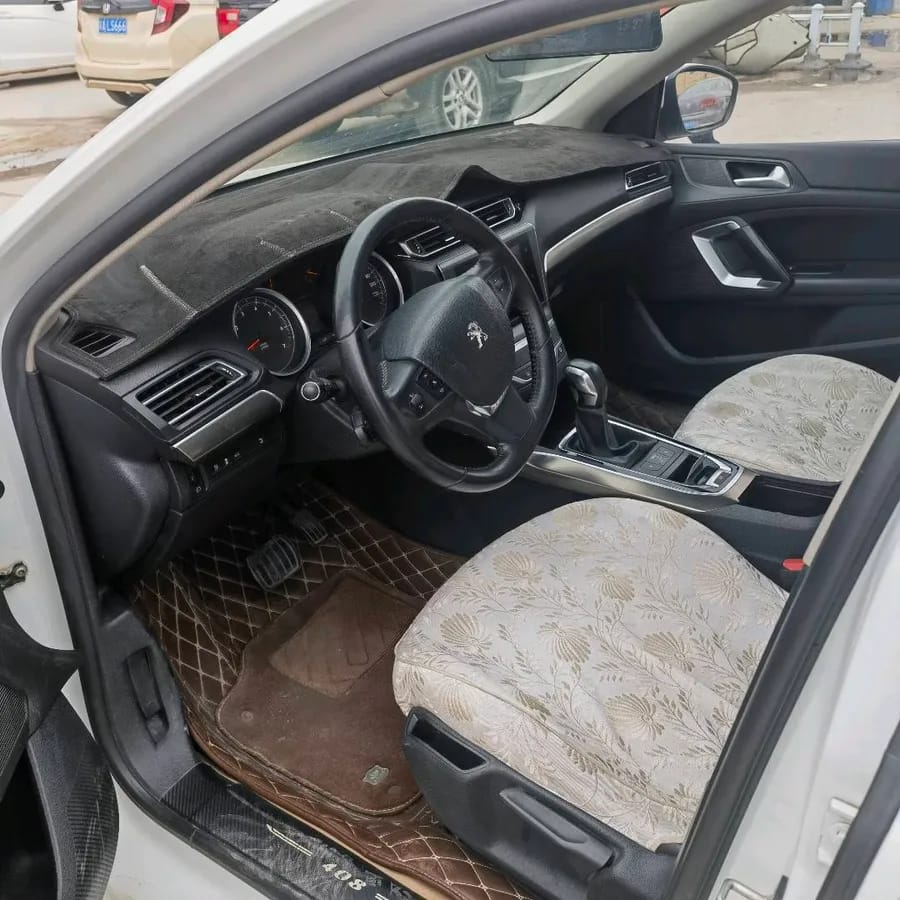 Peugeot 408 2016 1.6T 4