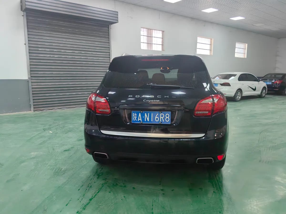 Porsche Cayenne 2011 Cayenne 3.0T 5