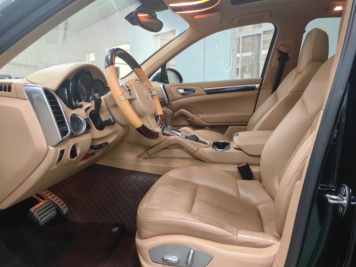 Porsche Cayenne 2011 Cayenne 3.0T 9