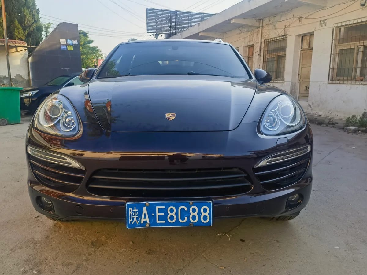 Porsche Cayenne 2014 Cayenne Platinum Edition 3.0T