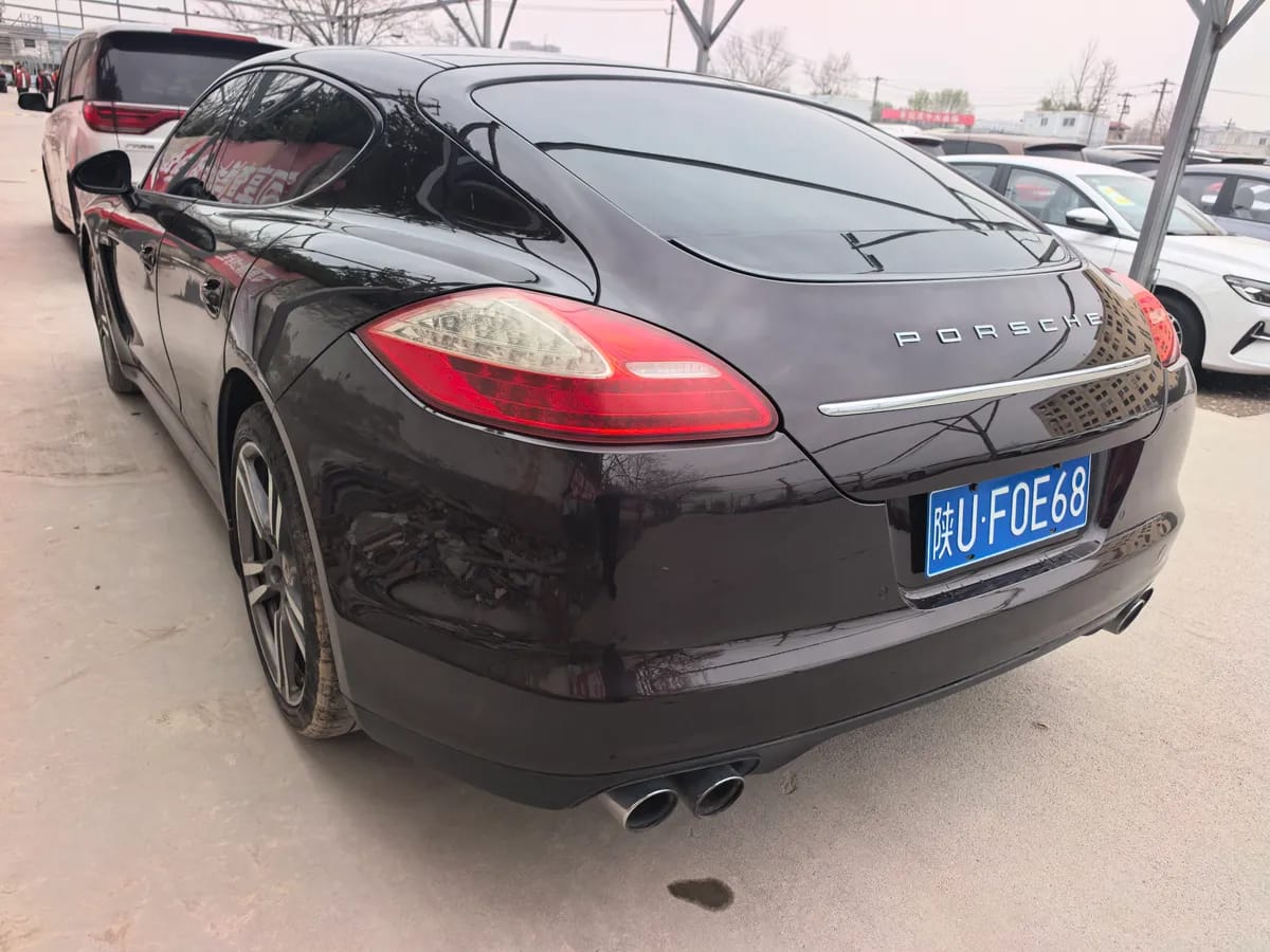 Porsche Panamera 2010 Panamera 3.6L 5