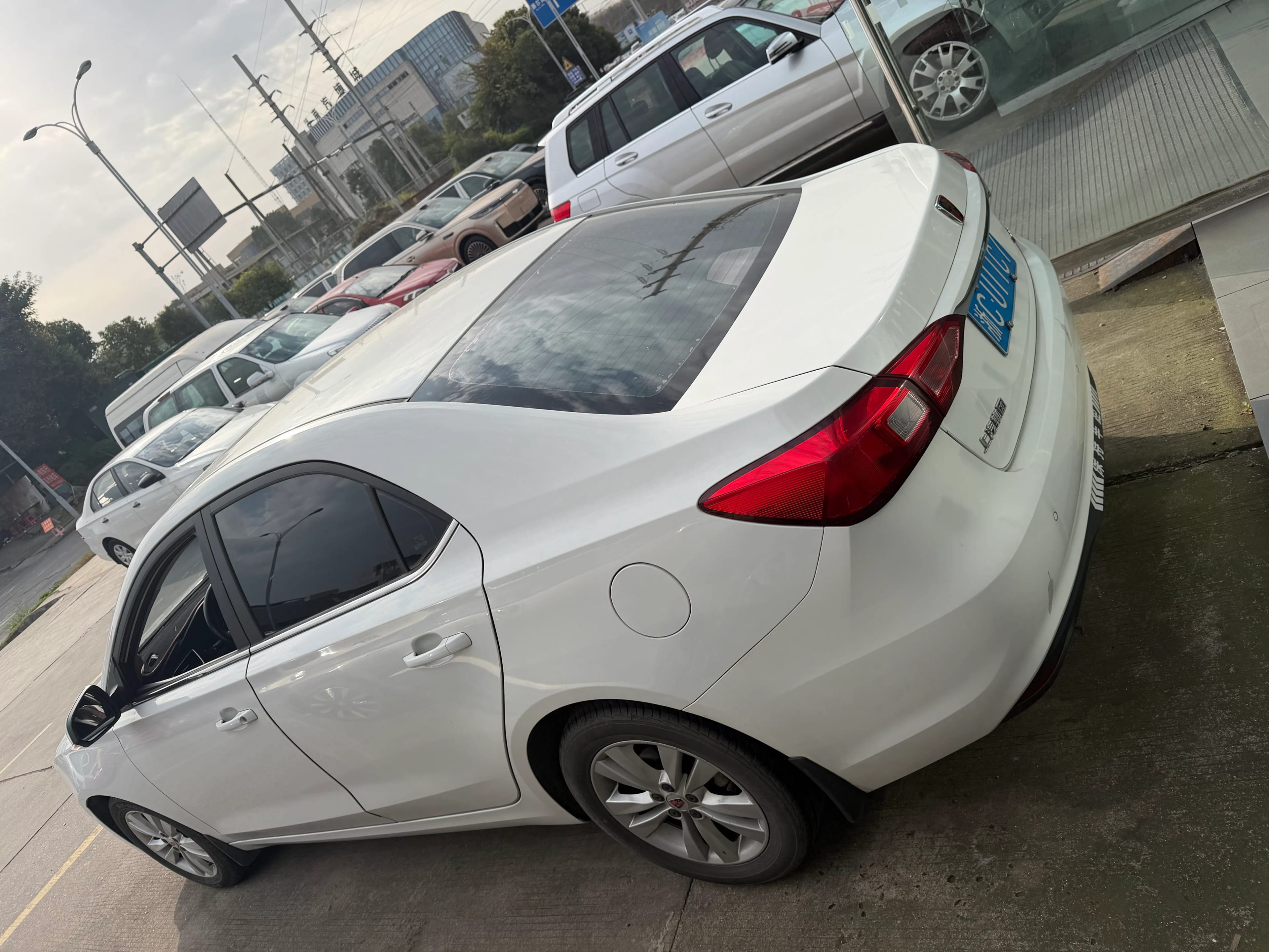 Roewe 360 2016 6