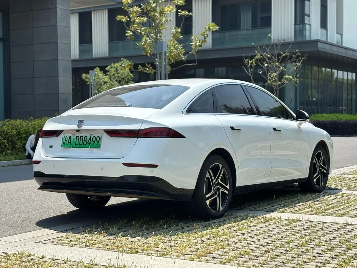 Roewe D7 2023 EV 610km 6