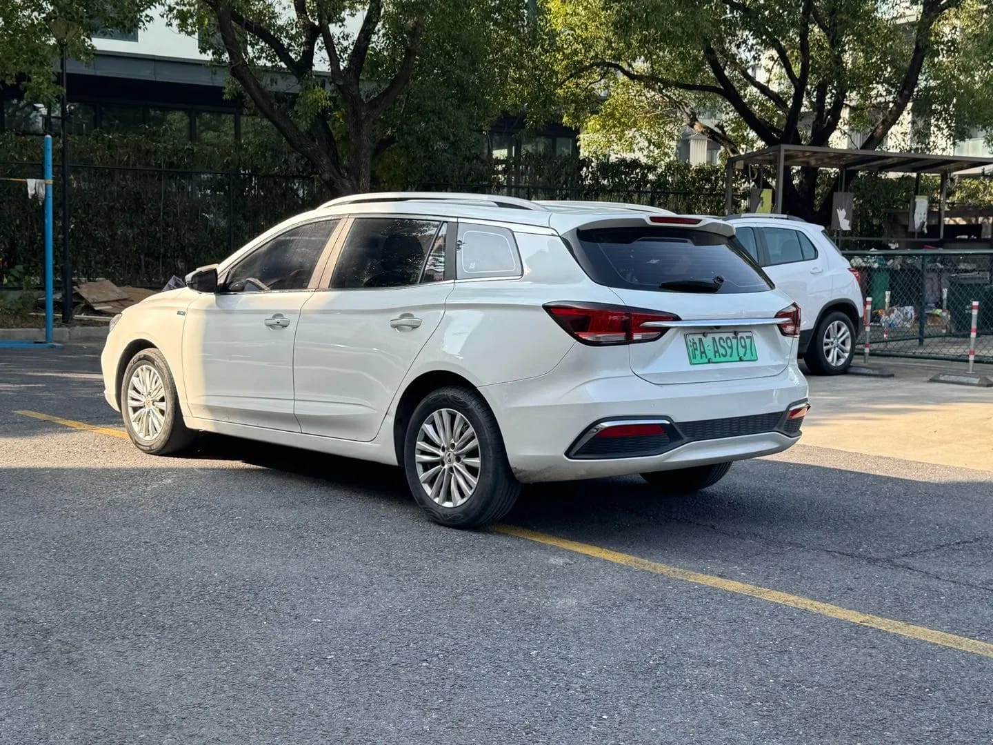 Roewe Ei5 2018 6