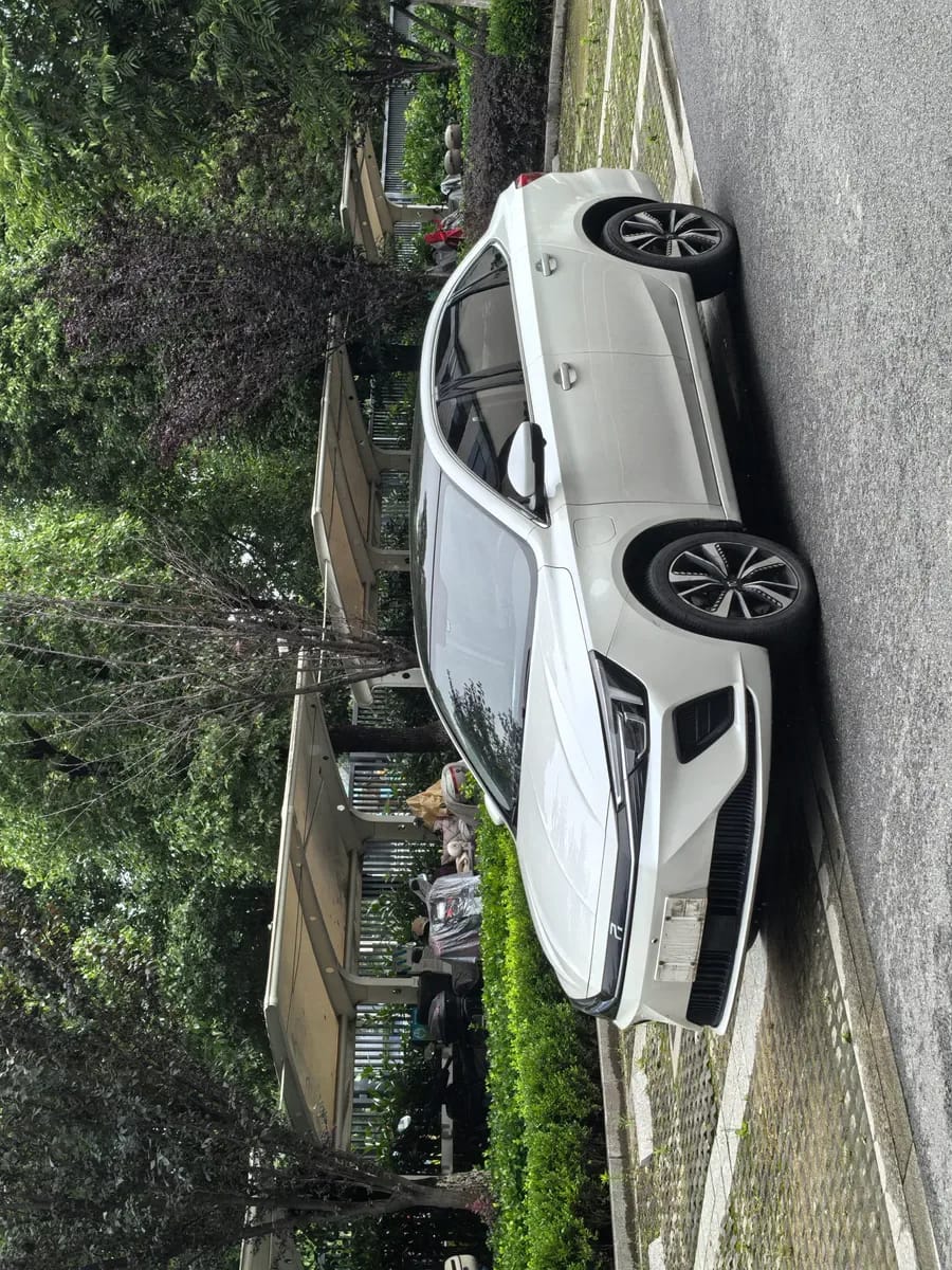 Roewe ER6 2021 520km