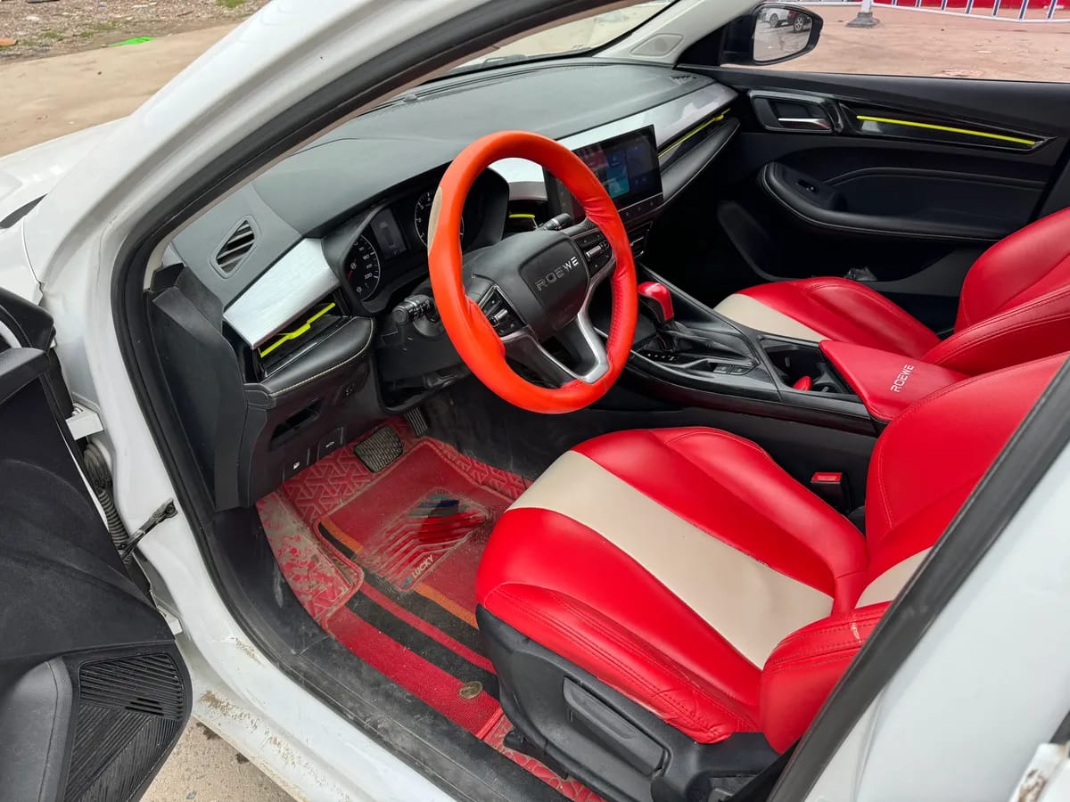 Roewe i5 2021 1.5L CVT 4