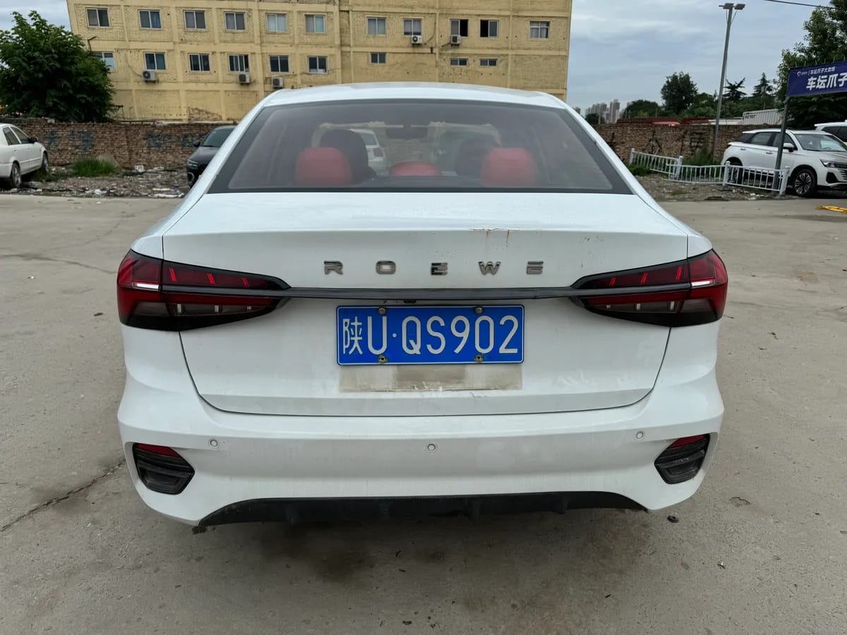 Roewe i5 2021 1.5L CVT 8