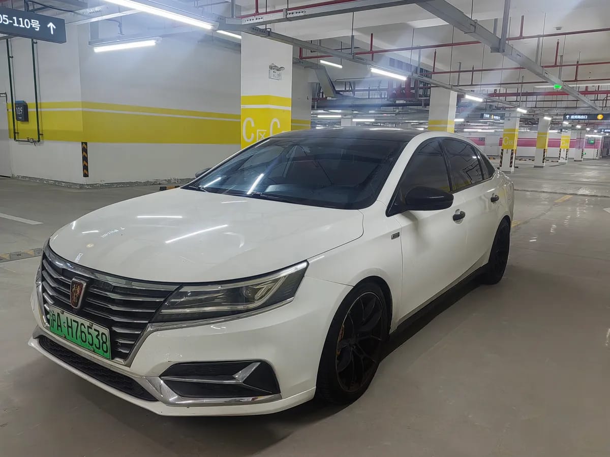 Roewe i6 2019 PLUS 50T 3
