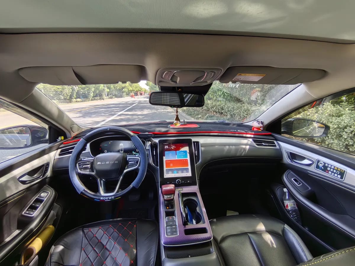 Roewe i6 MAX 2020 1.5T PHEV Supreme 9