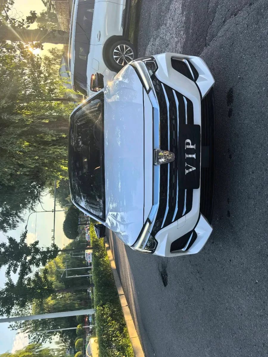 Roewe i6 MAX 2020 300TGI