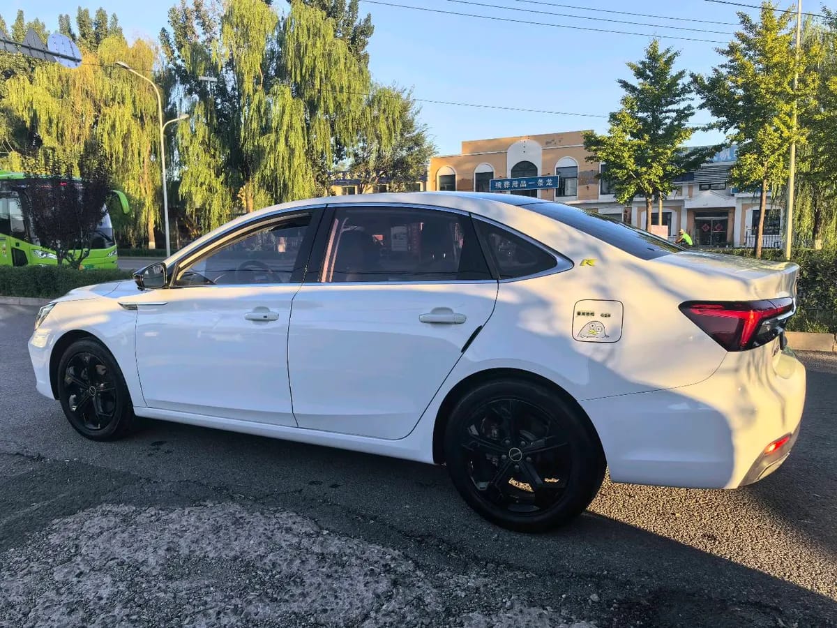 Roewe i6 MAX 2020 300TGI 9