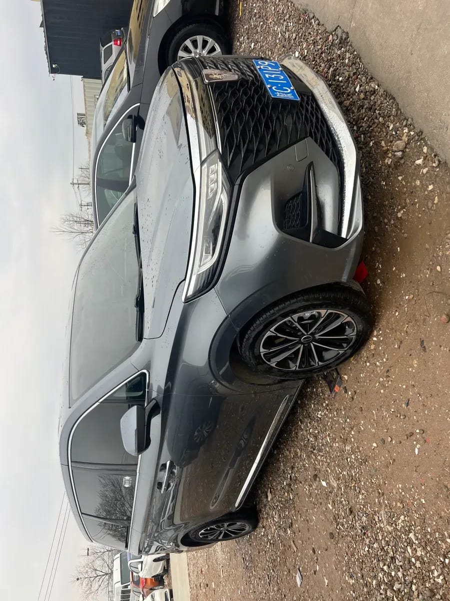 Roewe iMAX8 2021 400TGI Supreme 2