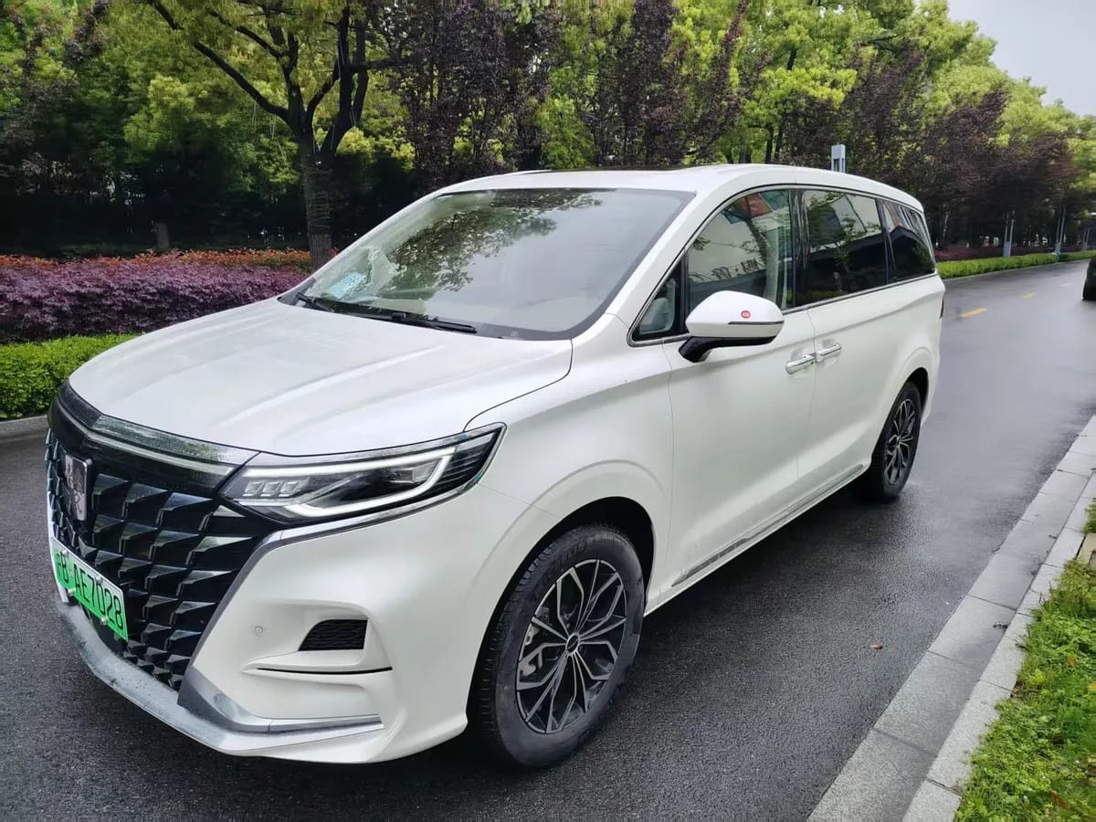 Roewe iMAX8 2022 2