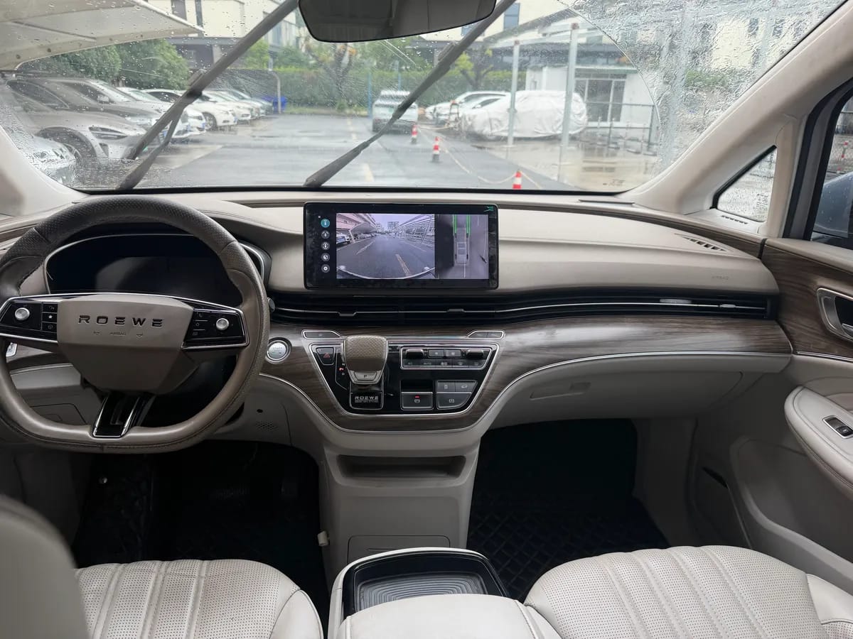 Roewe iMAX8 2022 6
