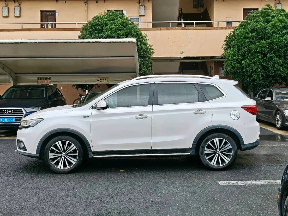 Roewe RX5 2017 eRX5 50T 4