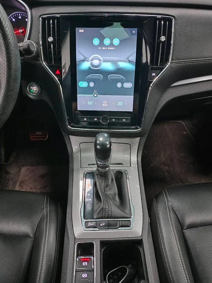 Roewe RX5 2019 20T Ali 7