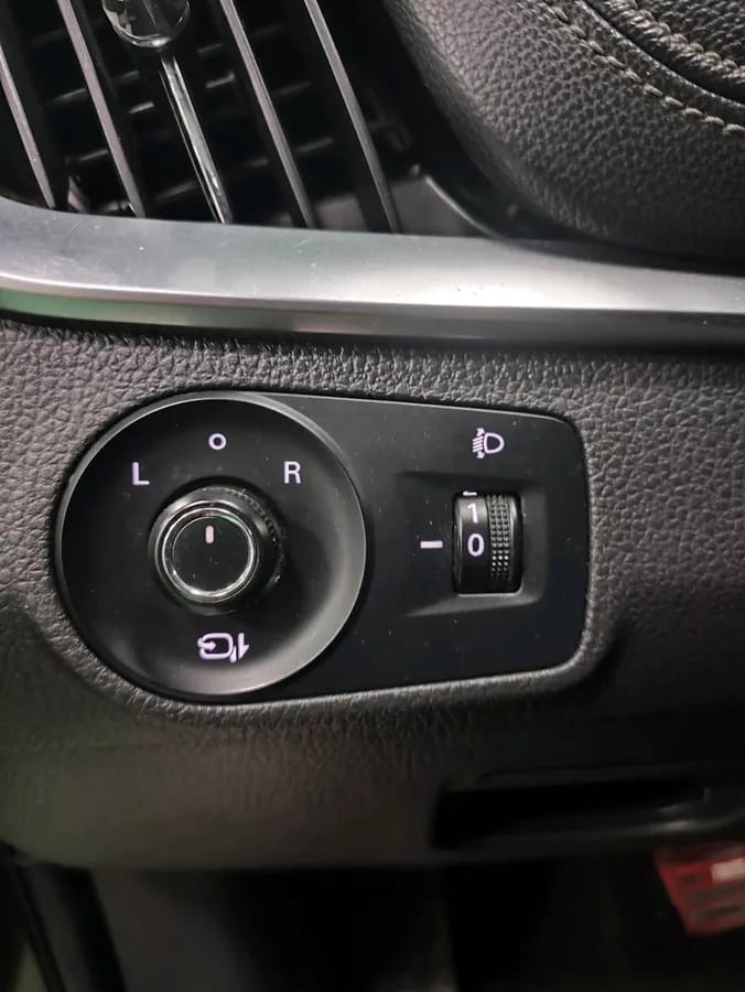 Roewe RX5 2019 20T Ali 8
