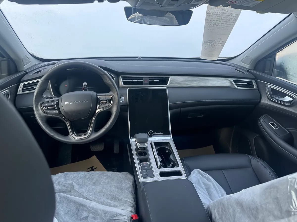 Roewe RX5 2023 PLUS 330TGI 4