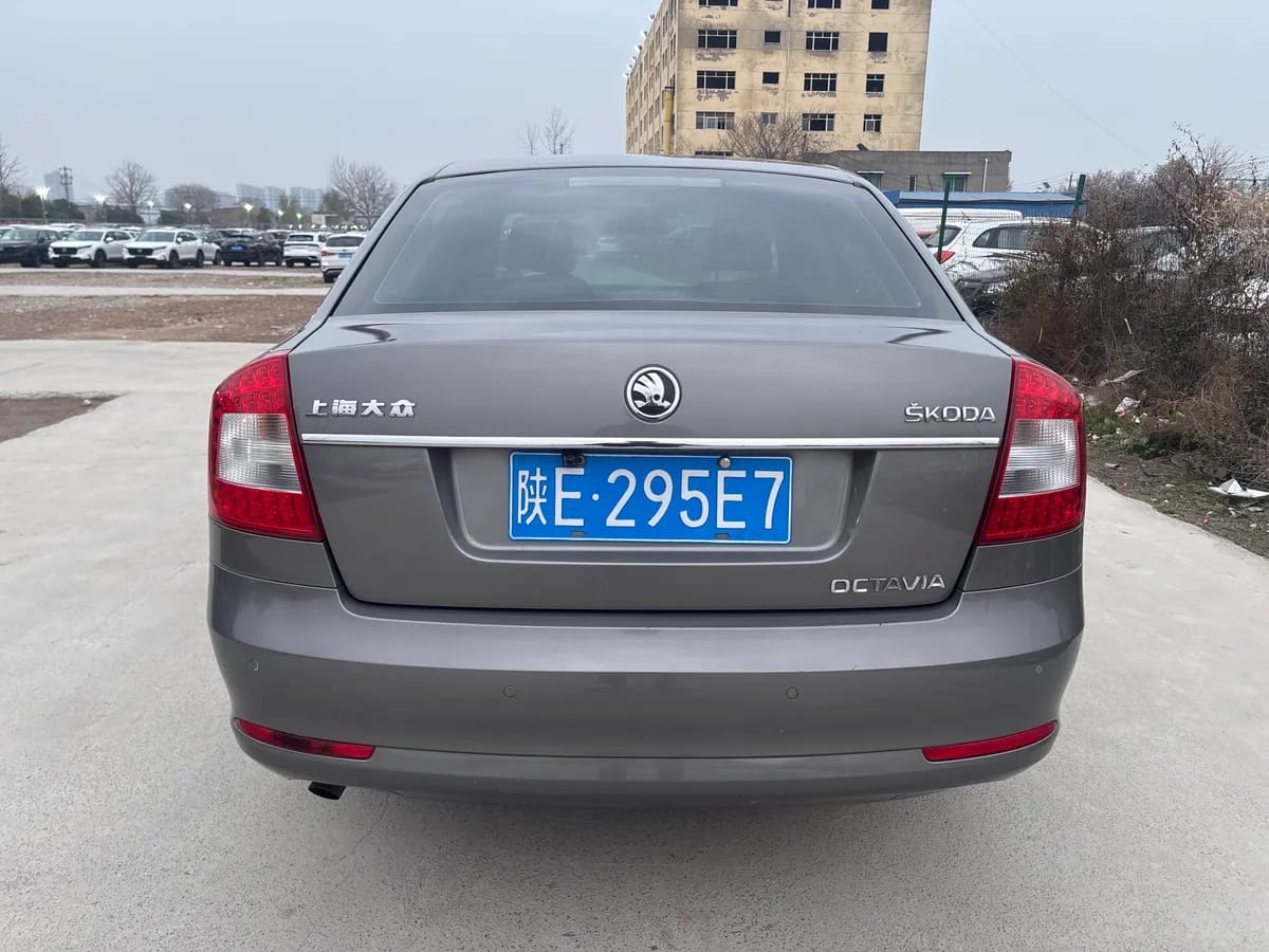 Skoda 2013 1.6L 5
