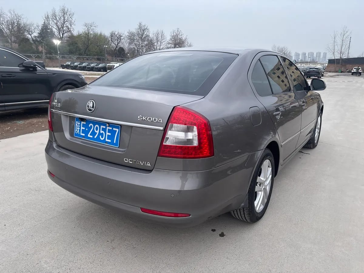 Skoda 2013 1.6L 6