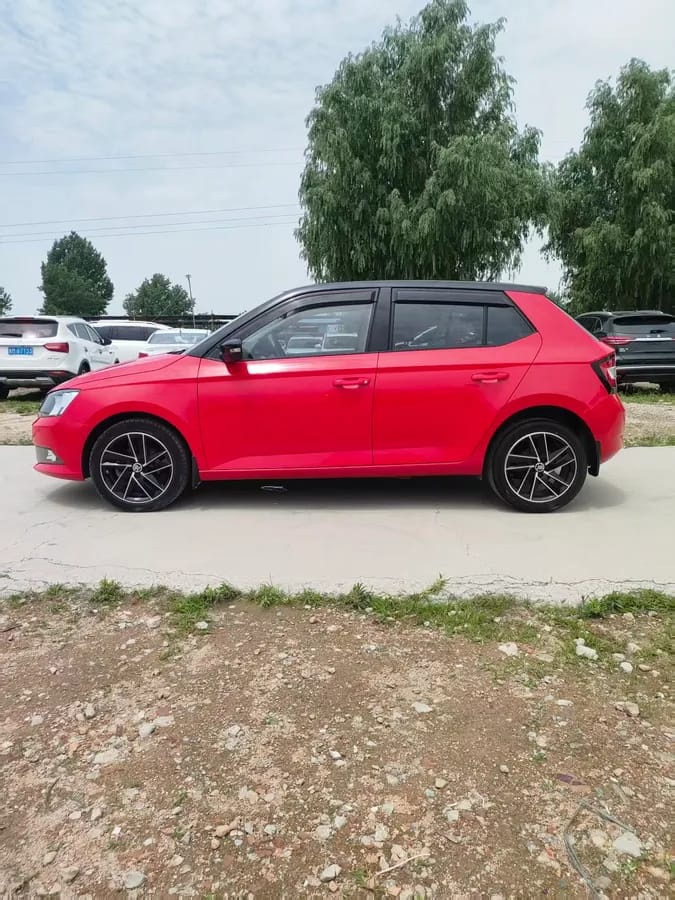 Skoda 2015 1.6L 4