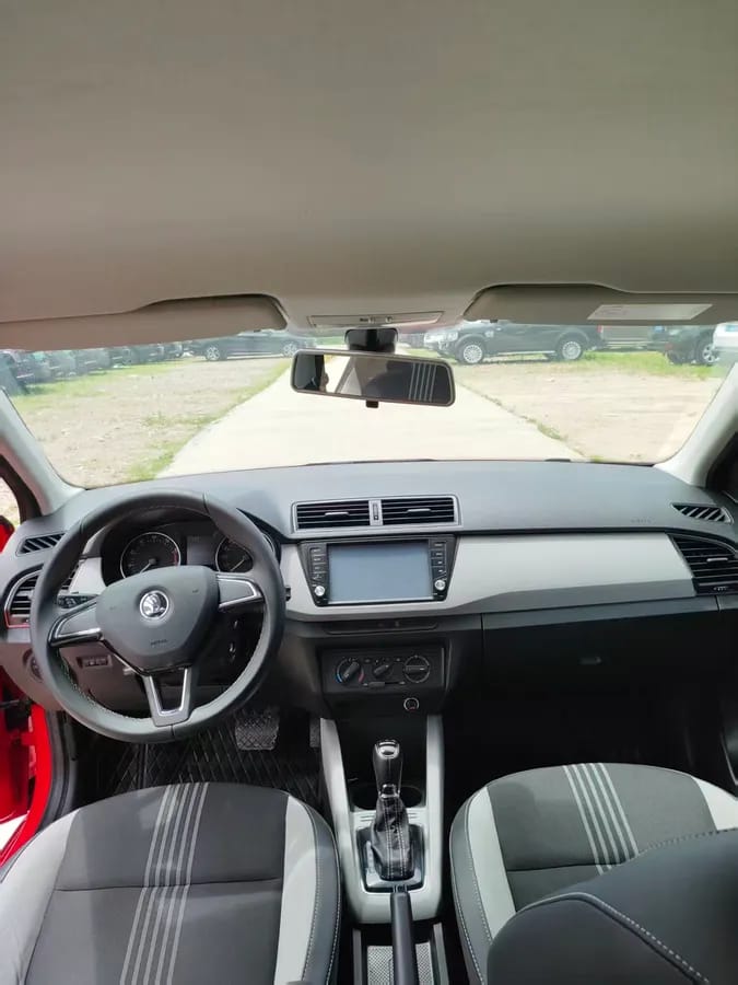 Skoda 2015 1.6L 10