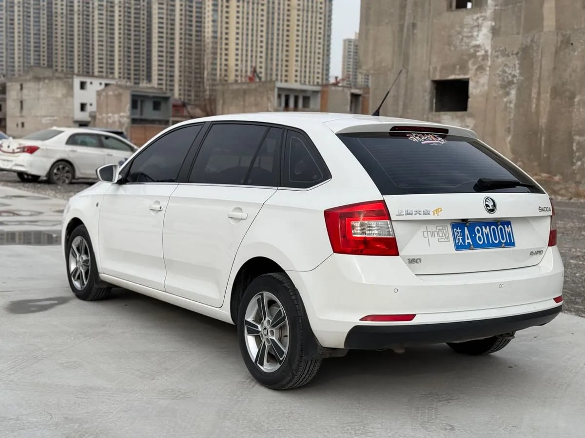 Skoda 2016 1.6L 4