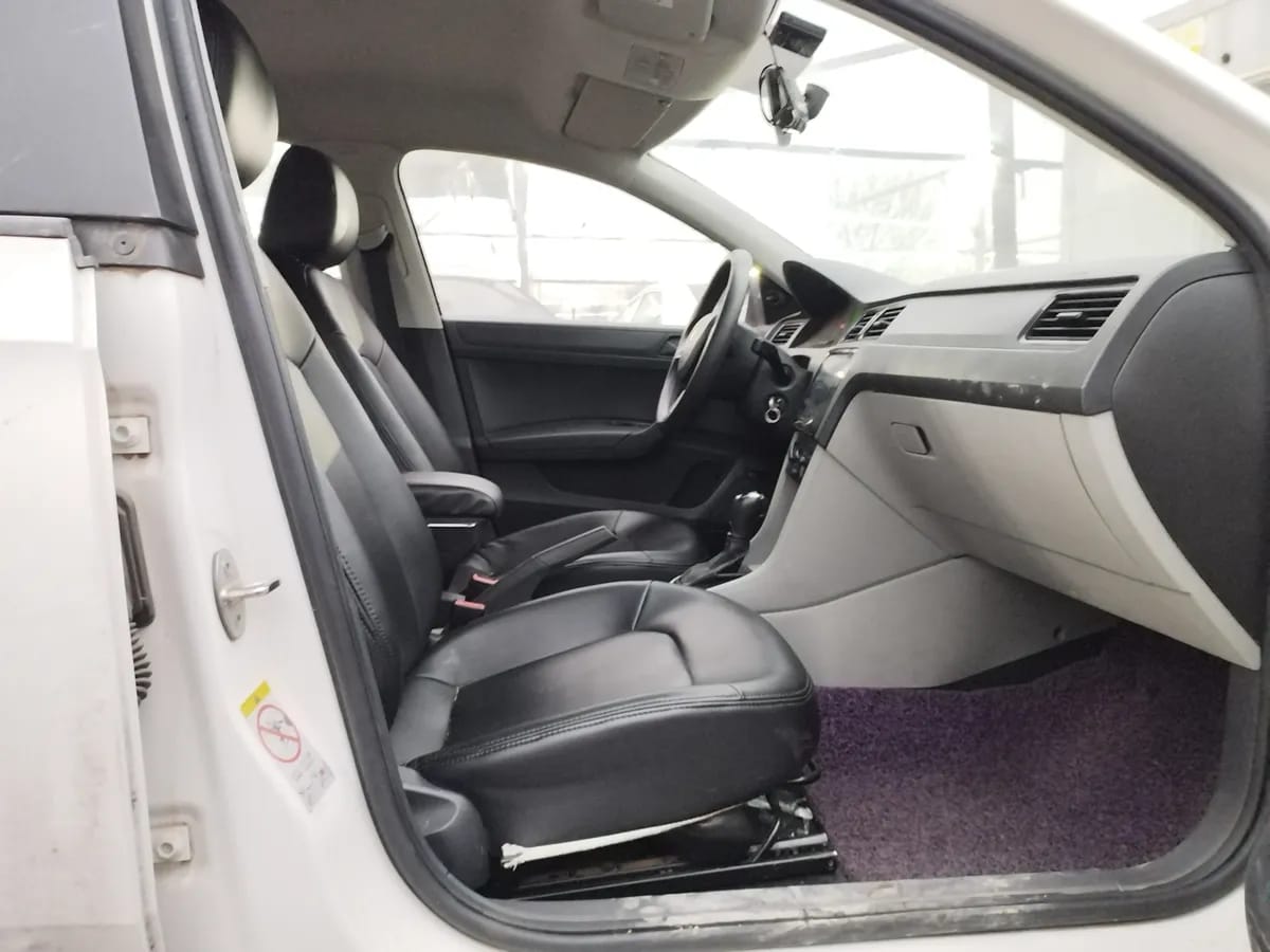 Skoda 2016 1.6L 8