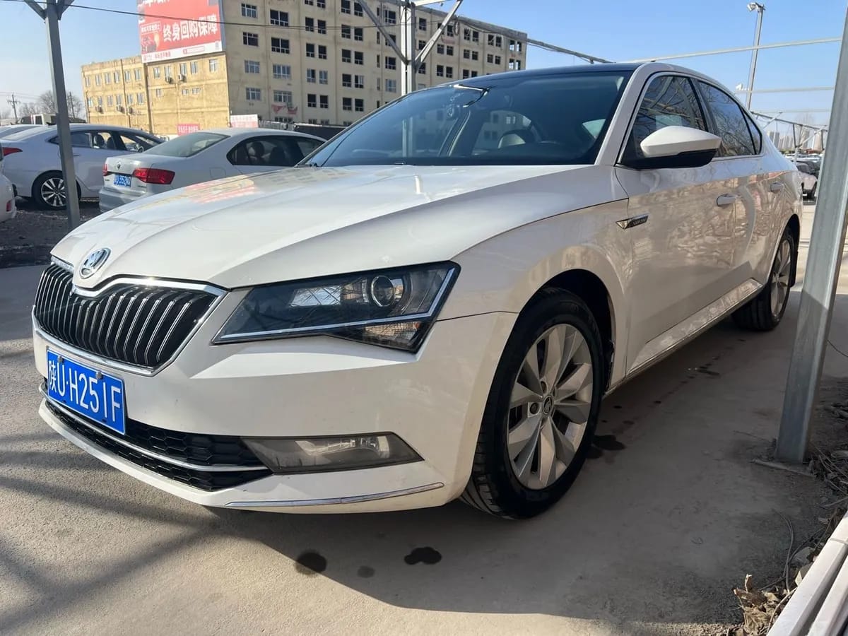 Skoda 2016 TSI330 DSG
