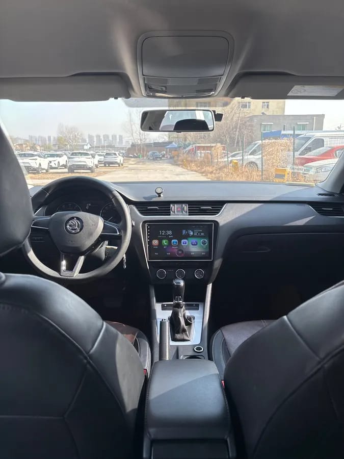 Skoda 2017 1.6L 8