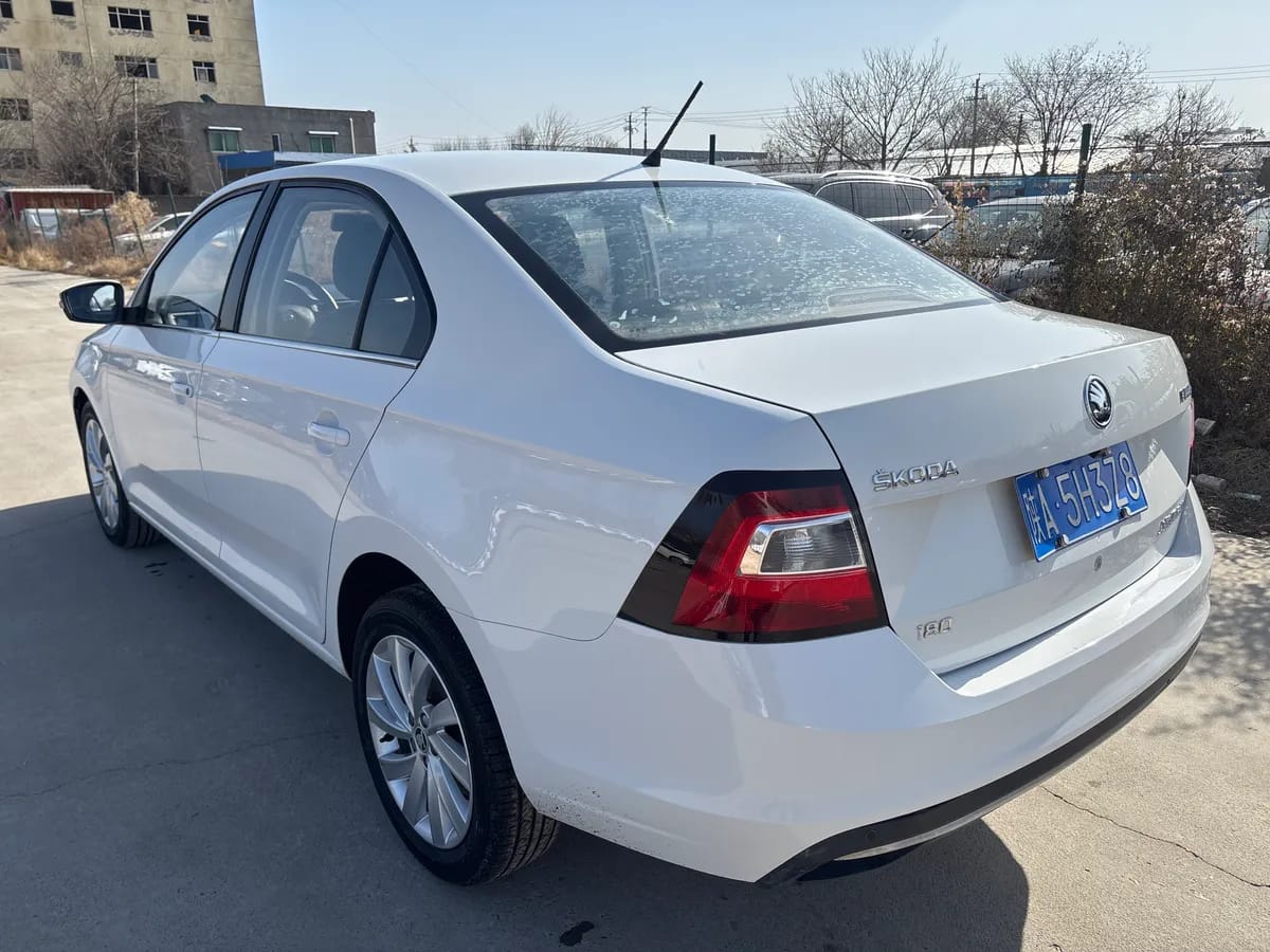 Skoda 2018 1.6L 4