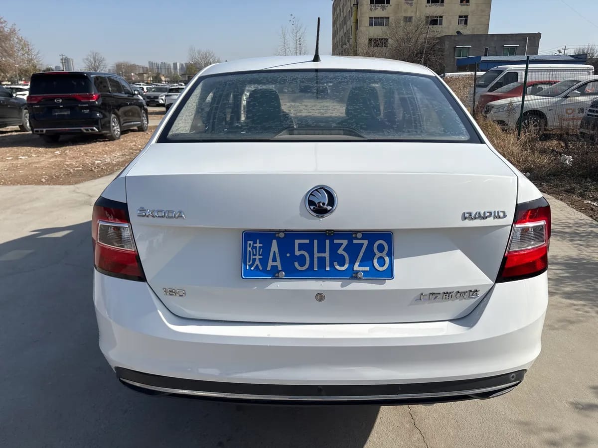 Skoda 2018 1.6L 5