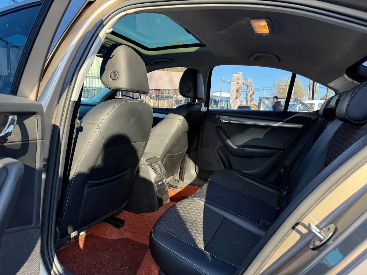 Skoda 2018 TSI280 DSG 4