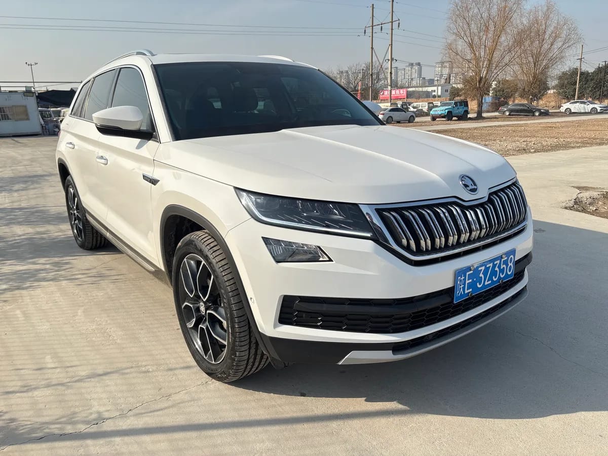 Skoda 2018 TSI330 7 3