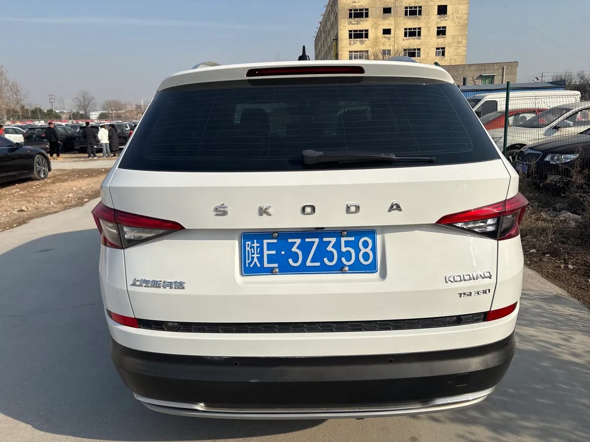 Skoda 2018 TSI330 7 5