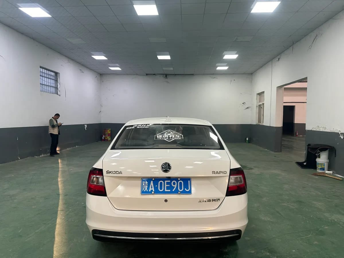 Skoda 2019 1.5L V 5