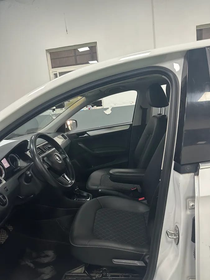 Skoda 2019 1.5L V 7