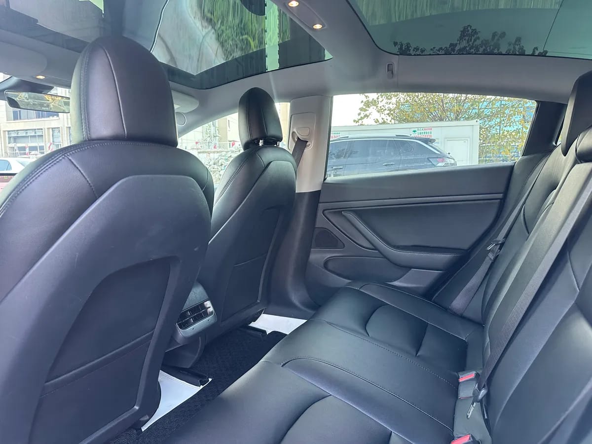 Tesla Model 3 2020 7