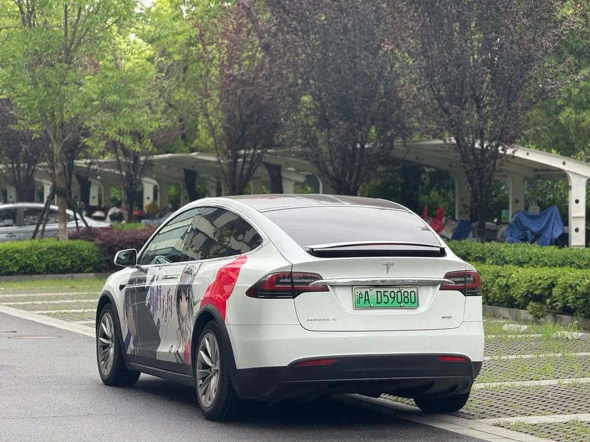 Tesla Model X ( ) 2016 Model X 90D 4