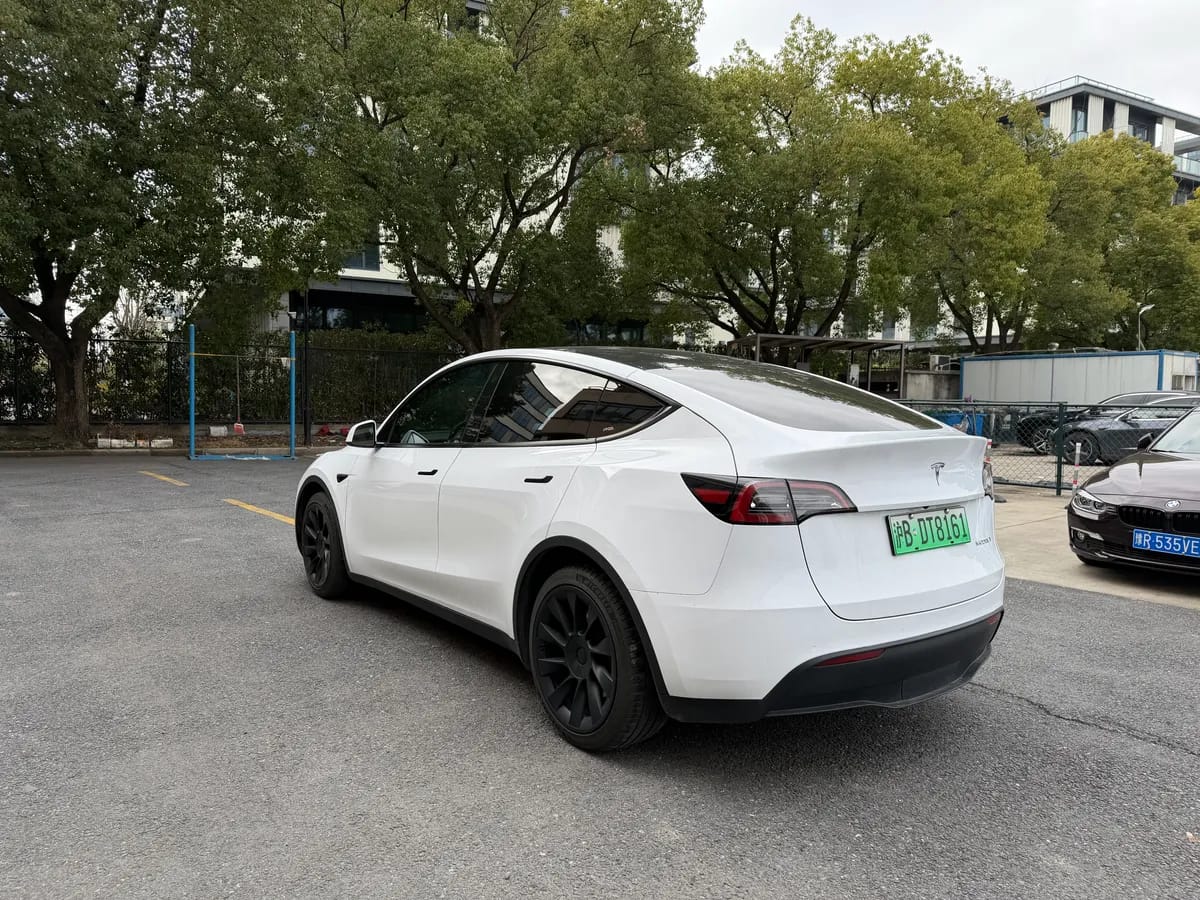 Tesla Model Y 2021 7