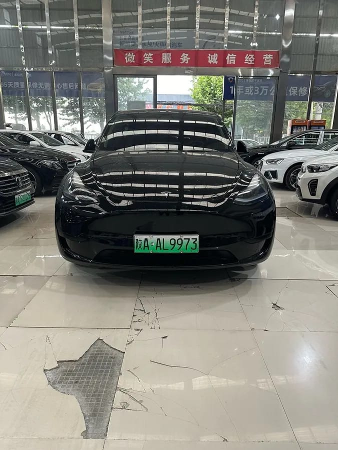 Tesla Model Y 2022 2