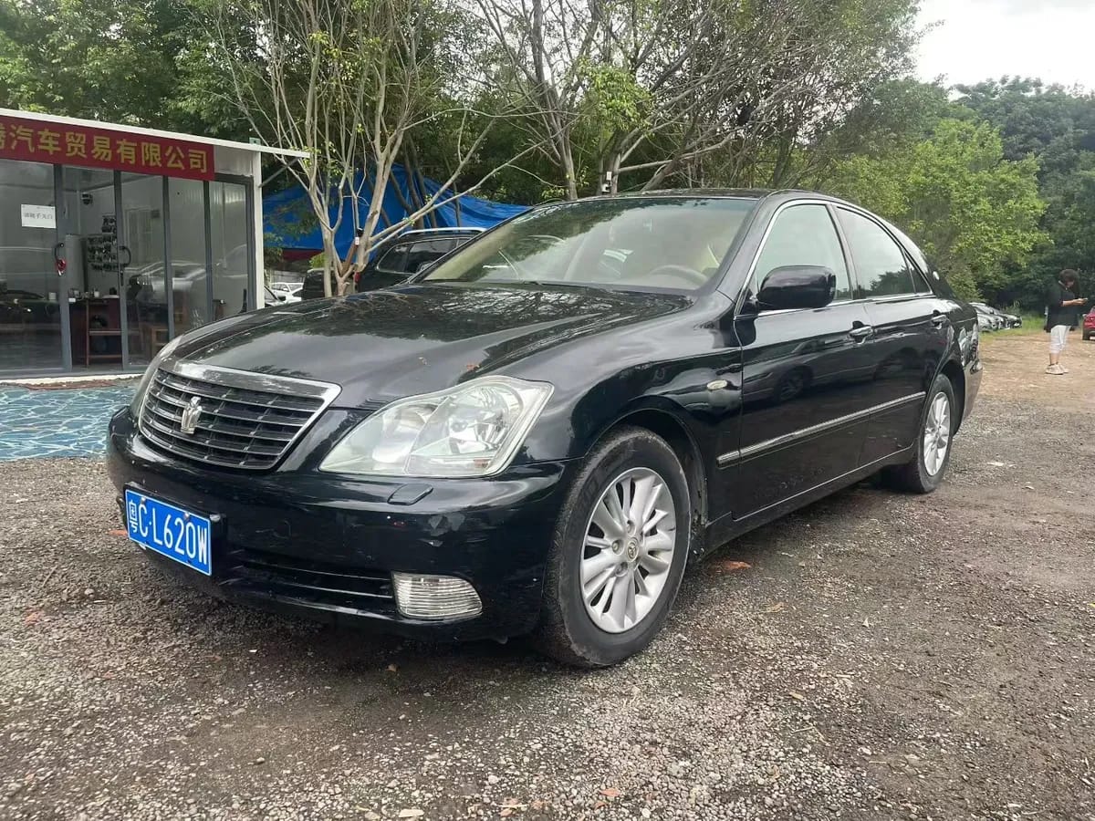 Toyota 2005 3.0L Royal E 2