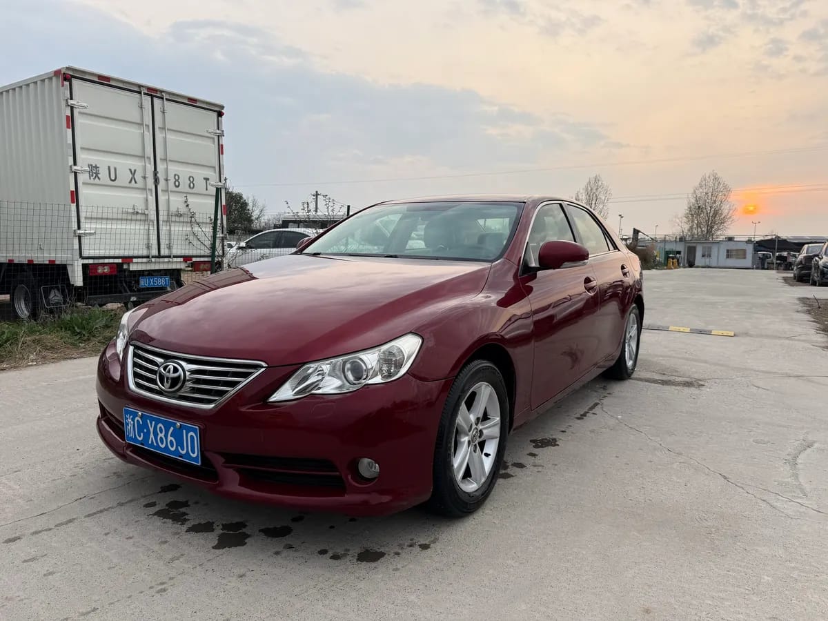 Toyota 2010 2.5V
