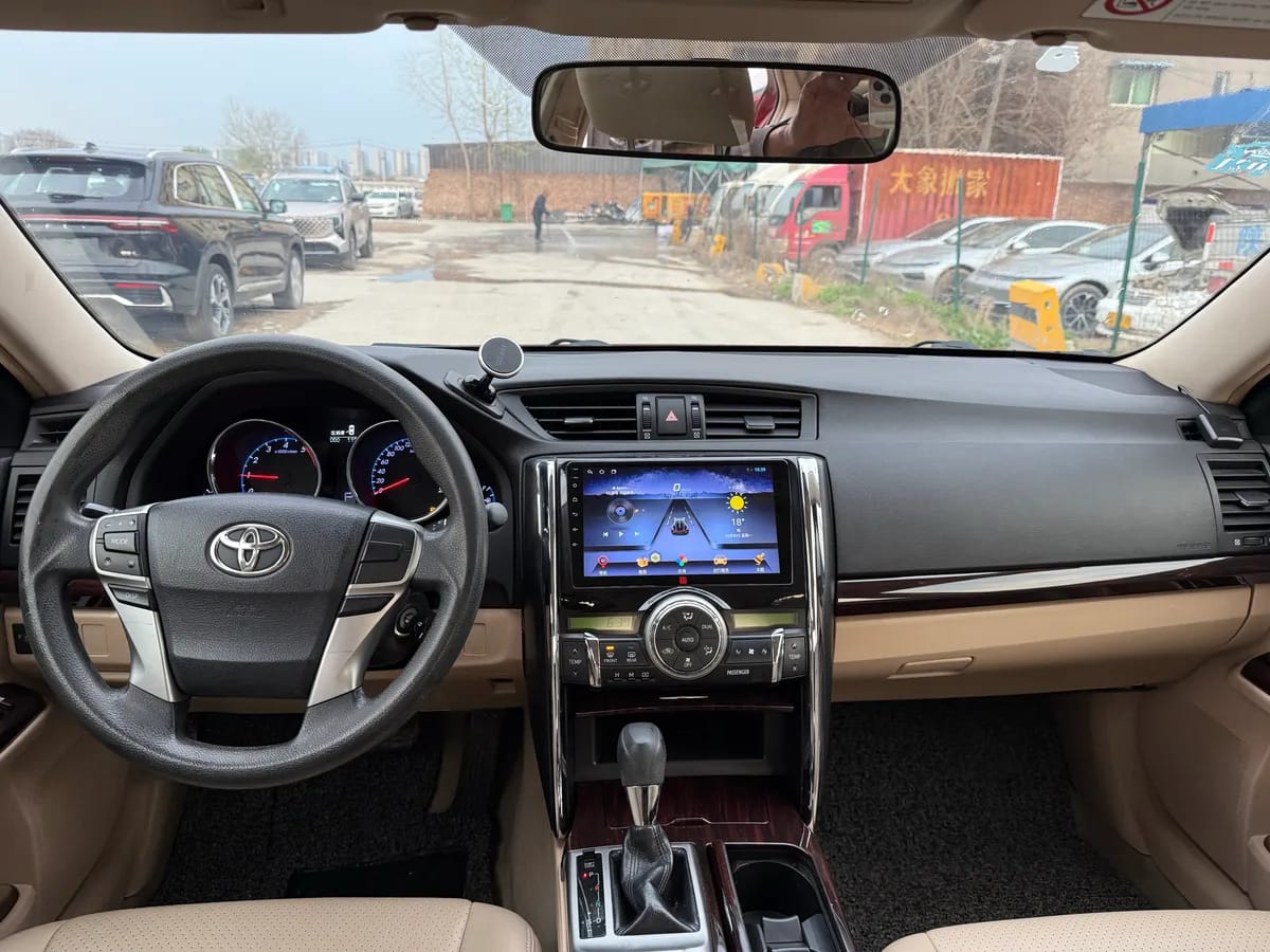 Toyota 2010 2.5V 5