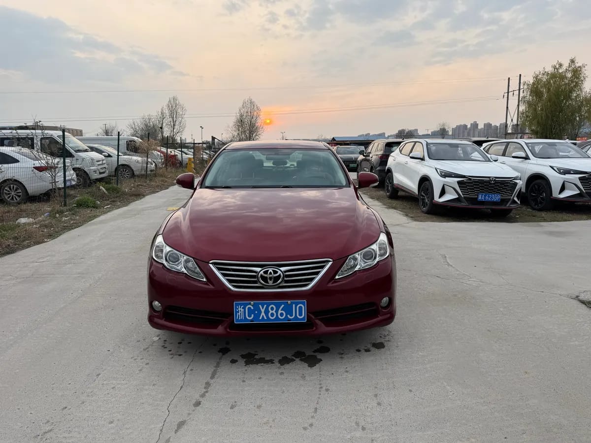 Toyota 2010 2.5V 6