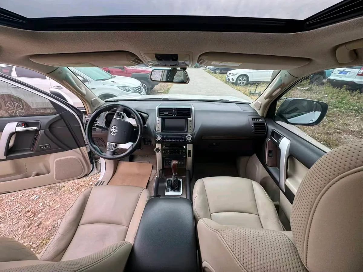 Toyota 2010 4.0L VX NAVI 3