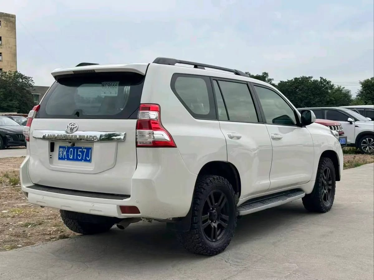 Toyota 2010 4.0L VX NAVI 8