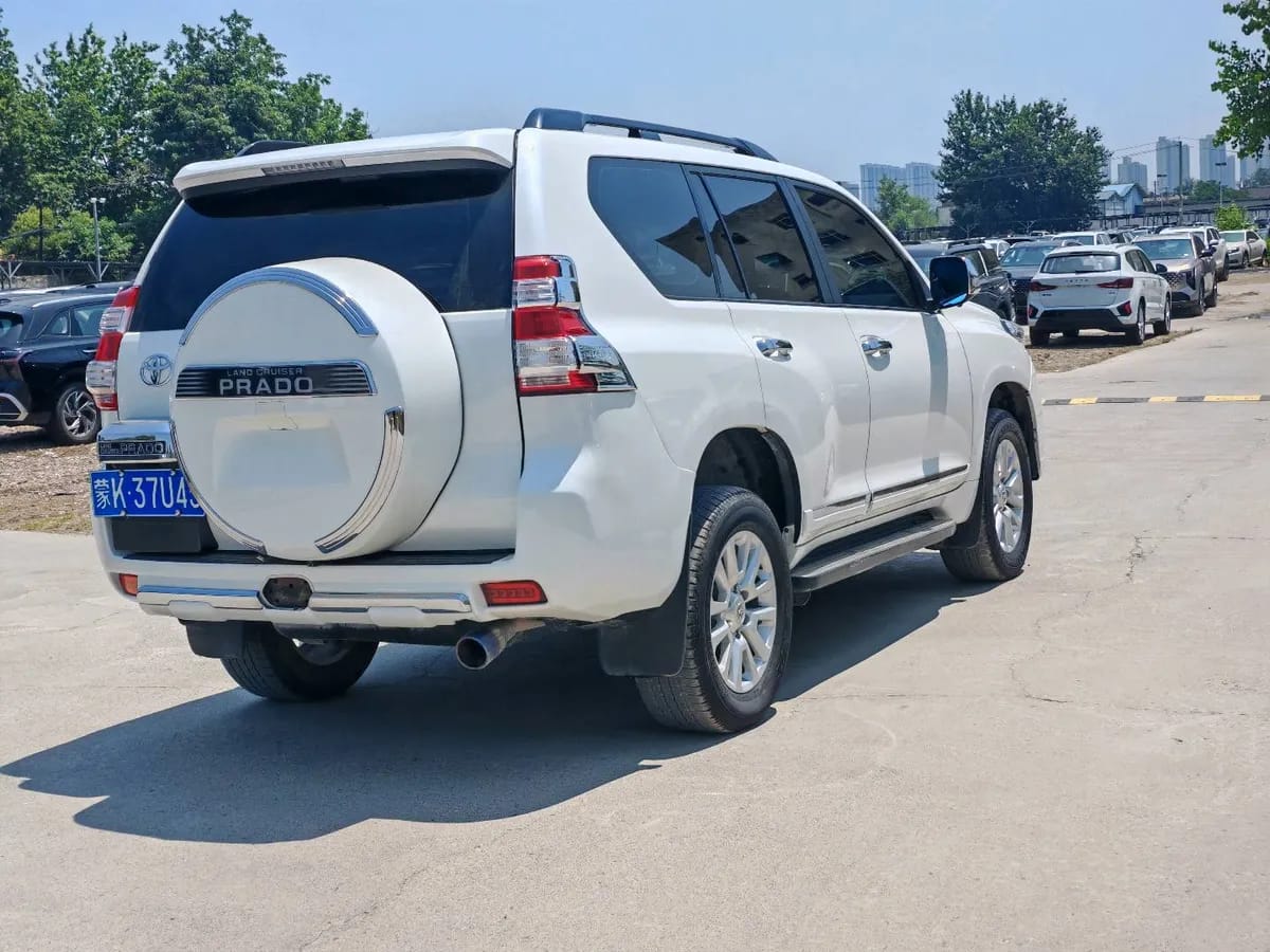 Toyota ( ) 2015 4000 3
